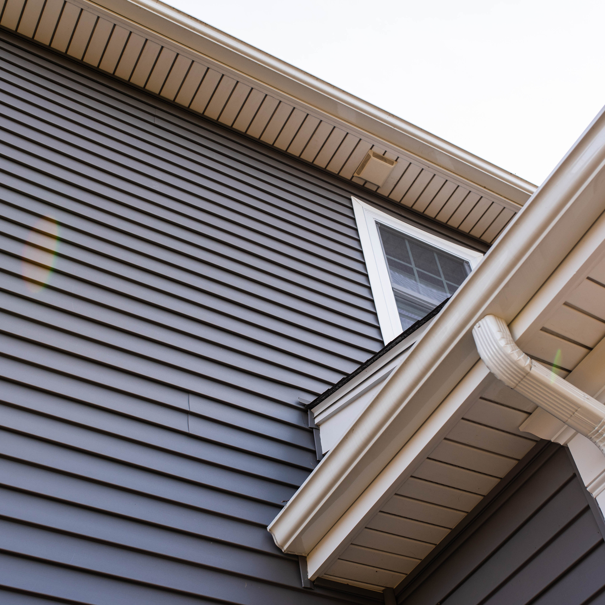 Let Us Be Your Vinyl Siding Company For Installation & Repair-Replacement Service In Covington