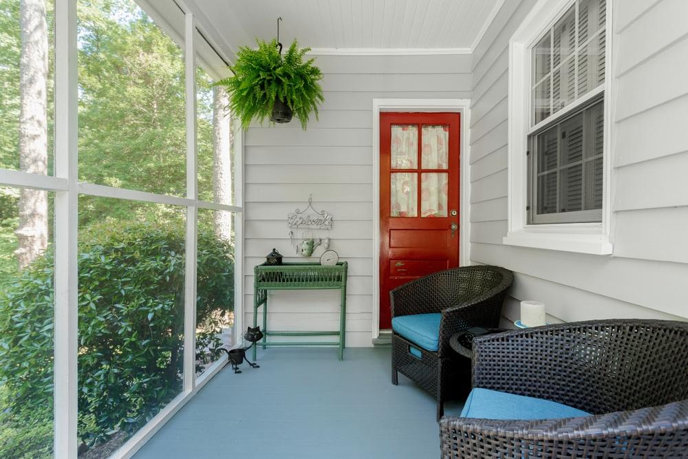 Custom porch installation by Evergreen Home Exteriors