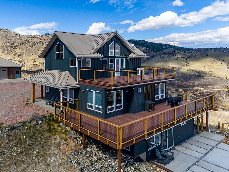 Blue home with James Hardie siding installation